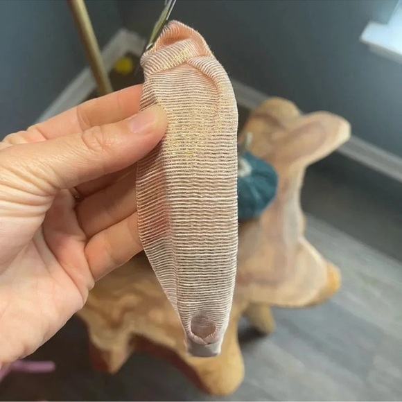 Metallic Knotted International Concepts Headband NWT - Picture 5 of 5